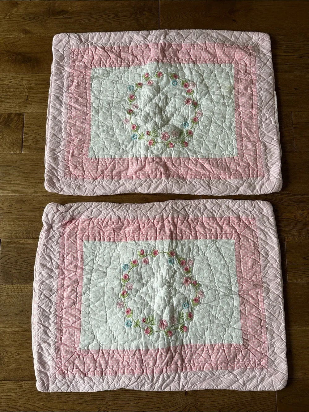 Pottery Barn Kids TWIN Size Cotton Quilt Patchwork Embroidered Coverlet Blanket